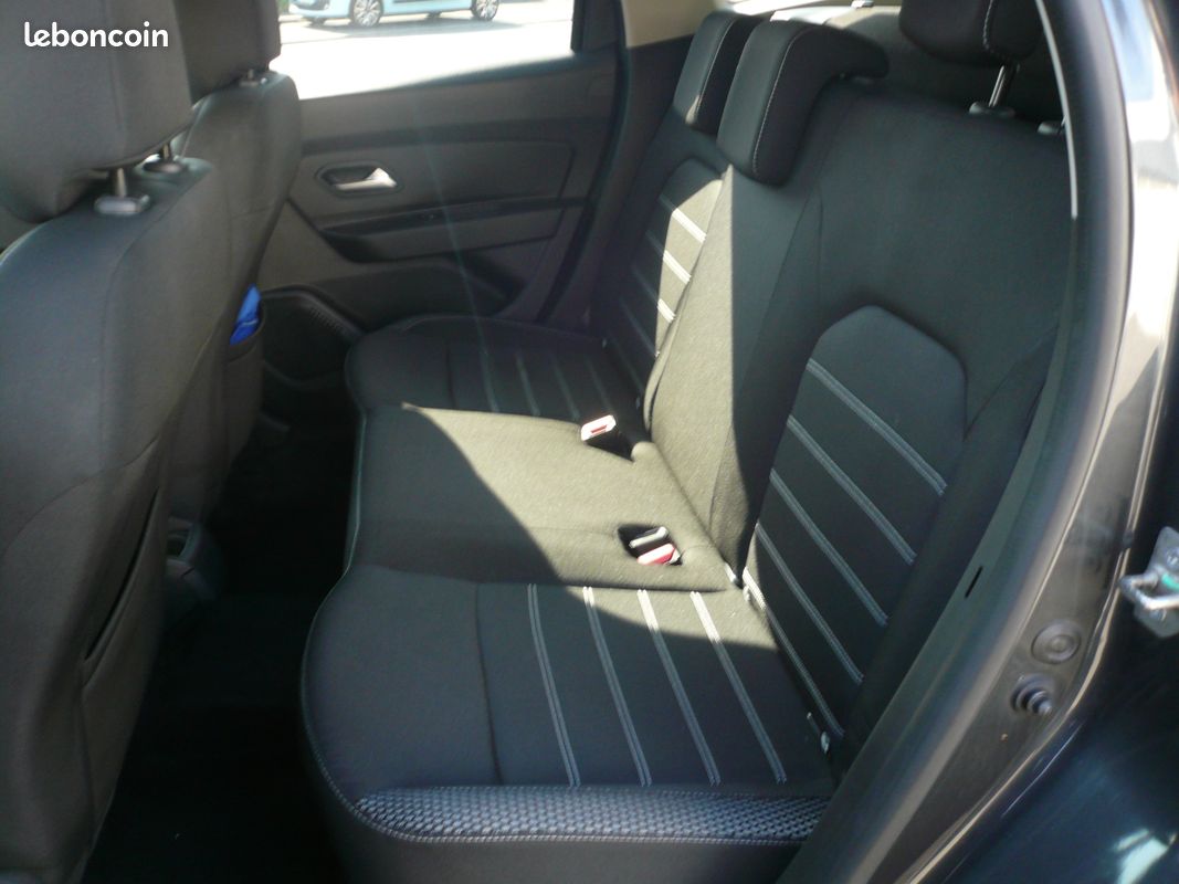 Duster 2 1.5 blue dci prestige 115ch (image 5)
