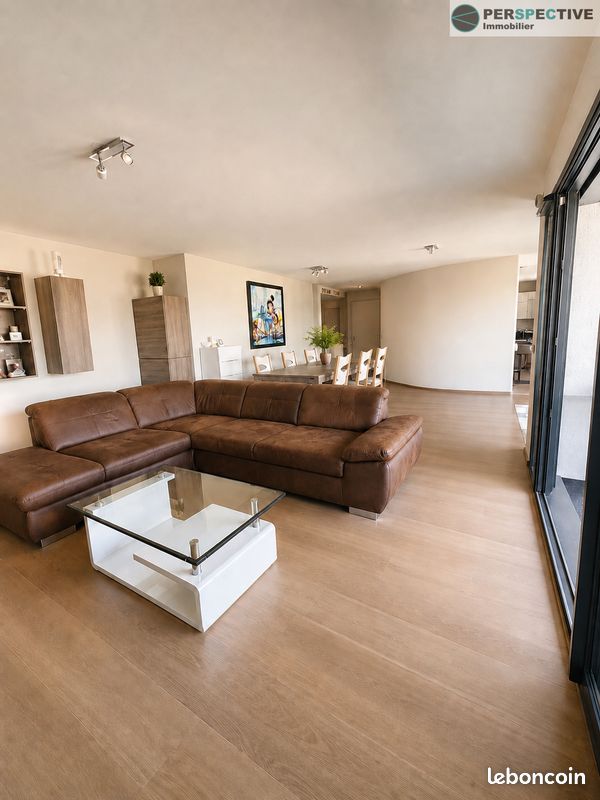 Appartement 4 pièces 133 m² · à Saint-Genis-Pouilly · 133 m² · 635 000 €