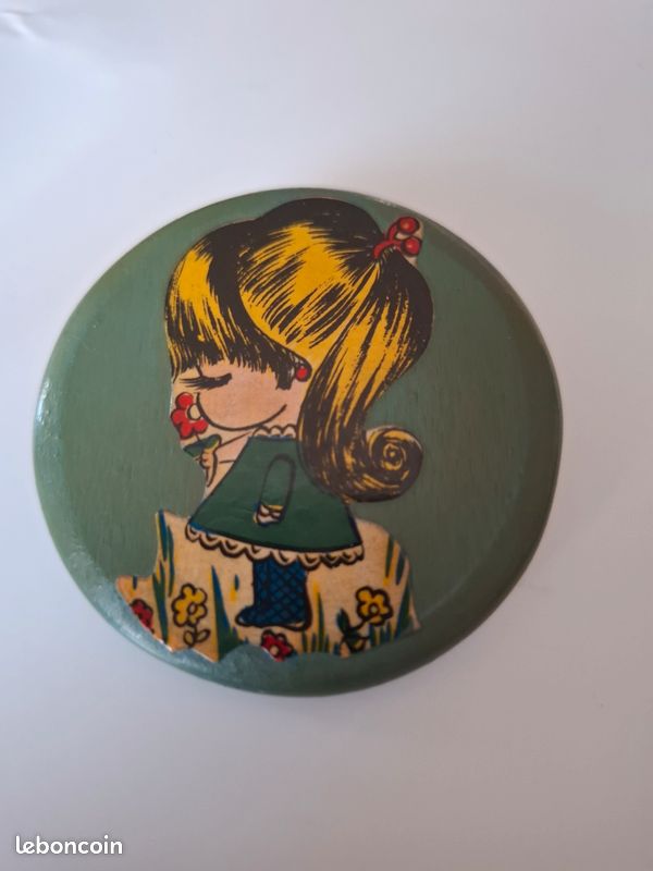 Broche ronde top vintage (image 14)