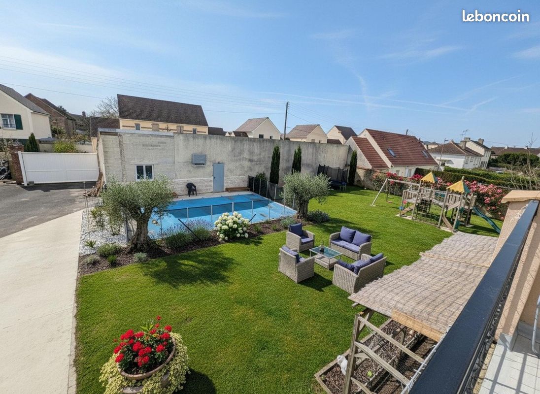 Maison 20 pièces 429 m² · à Bailleul-sur-Thérain · 429 m² · 593 000 €