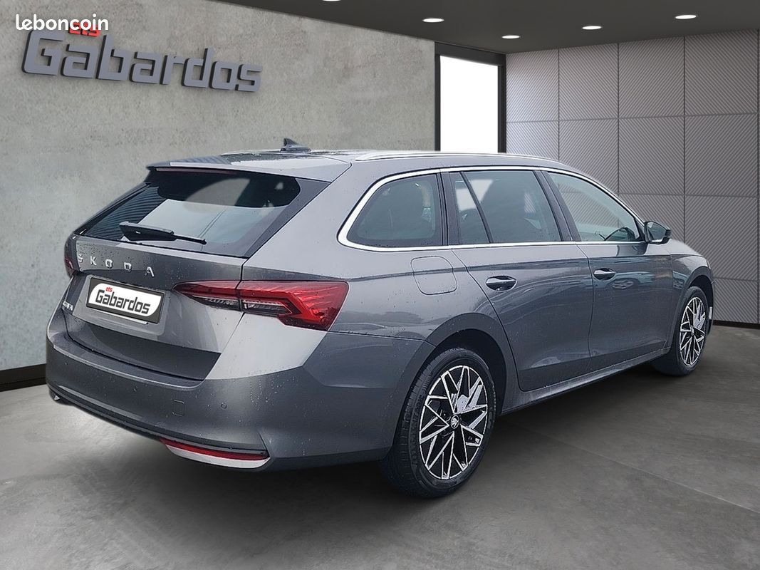 Skoda Octavia Combi 2.0 TDI 150 DSG7 - SELECTION 10 kms -20% (image 8)