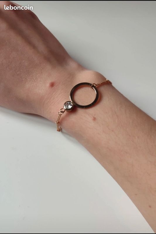 Bracelet doré (image 2)