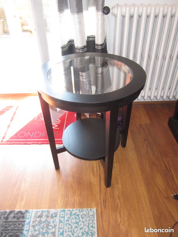 Table ronde (image 1)