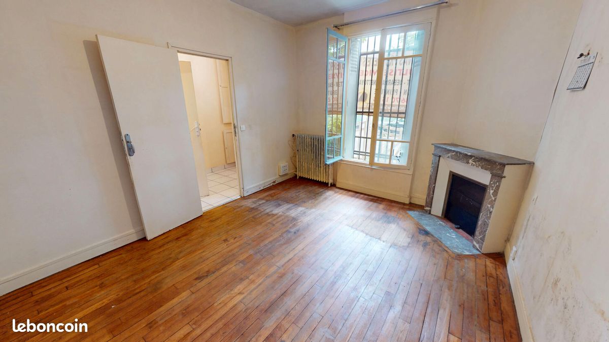 Maison 5 pièces 136 m² · à Montreuil · 136 m² · 350 000 €