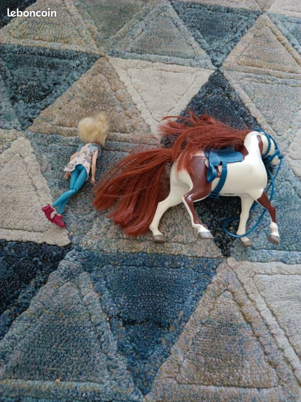 Poupée cavalière (image 2)