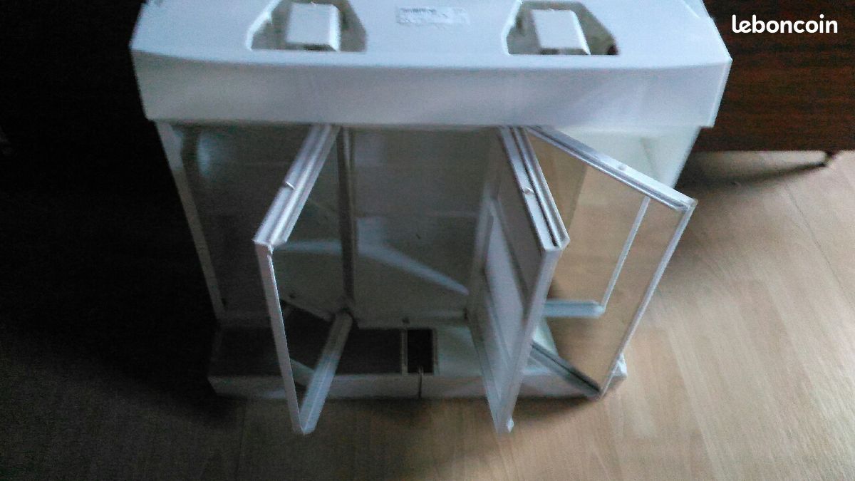 Armoire salle de bain Allibert 3 glaces éclairée (image 2)