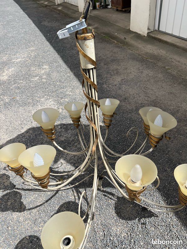Lustre (image 2)
