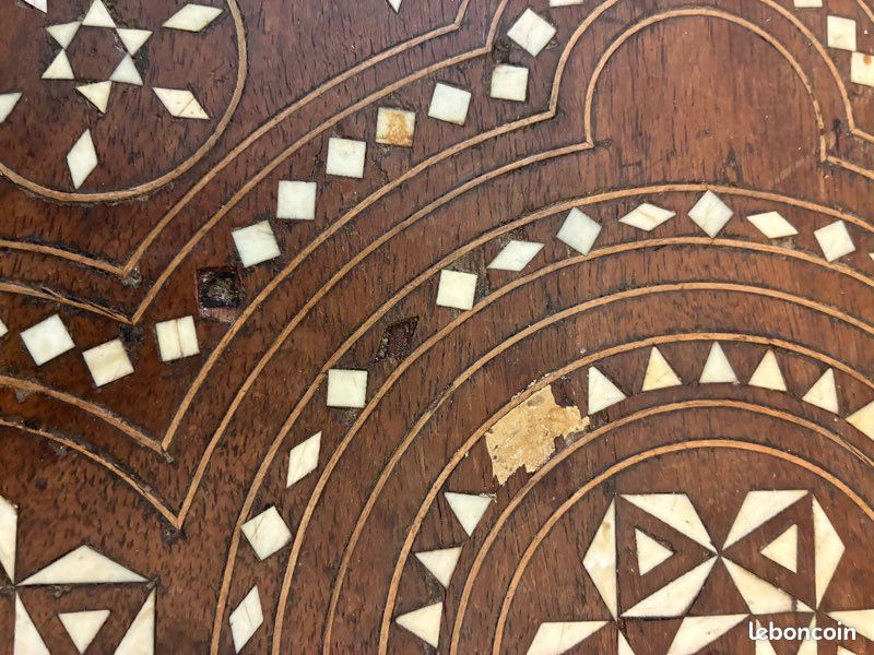 Élégante table arabe marquetée début XXe siècle (image 12)