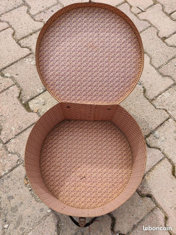 Boîte à Chapeau Ronde Vintage Années 60 - Beige Vinyle, Dimensions 11x11x4,5 Cm, Fermeture éclair, Occasion Légère