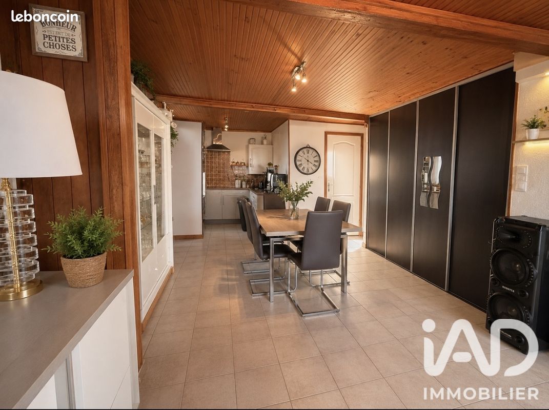 Maison 3 pièces 55 m² · à Le Castellet · 55 m² · 275 000 €