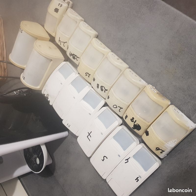 Lot Detecteurs /radar interlogix DD1012 (image 1)
