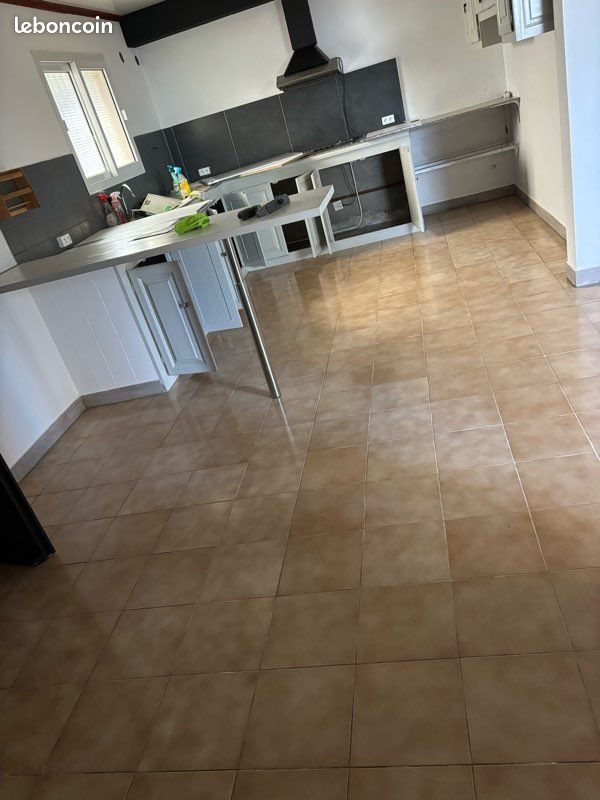 Maison 4 pièces 88 m² · à Le Tampon · 88 m² · 1 250 €