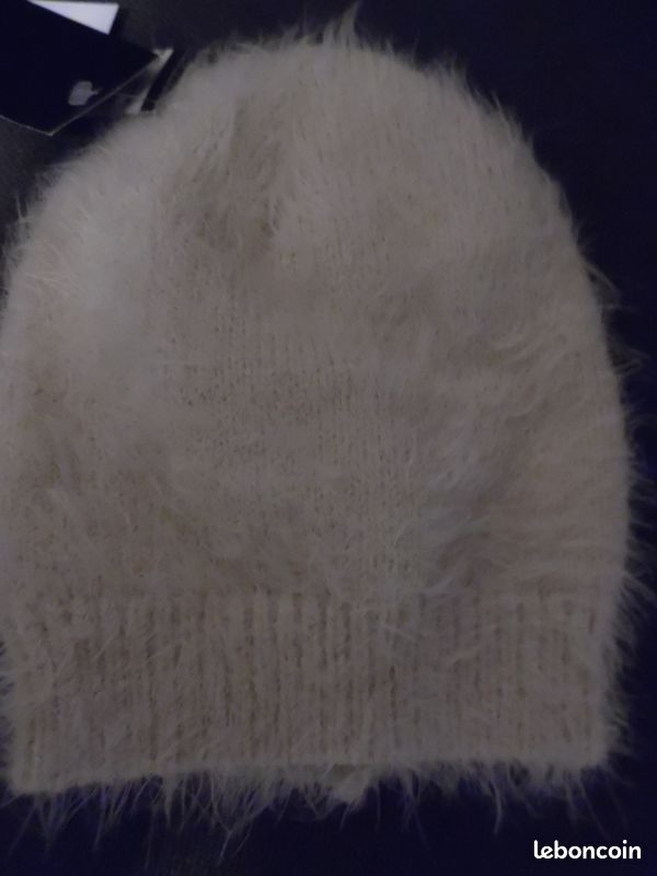 Bonnet écru fille 5-6 ans (image 1)
