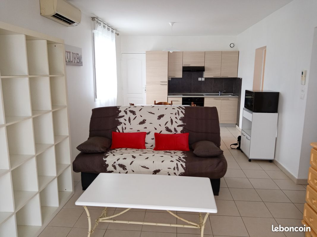 Parking 2 pièces 4 m² · à Saint-Just-d'Ardèche · 4 m² · 670 €