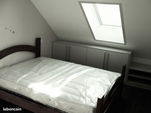 Appartement 1 pièce 25 m² · à Saint-Brieuc · 25 m² · 350 €