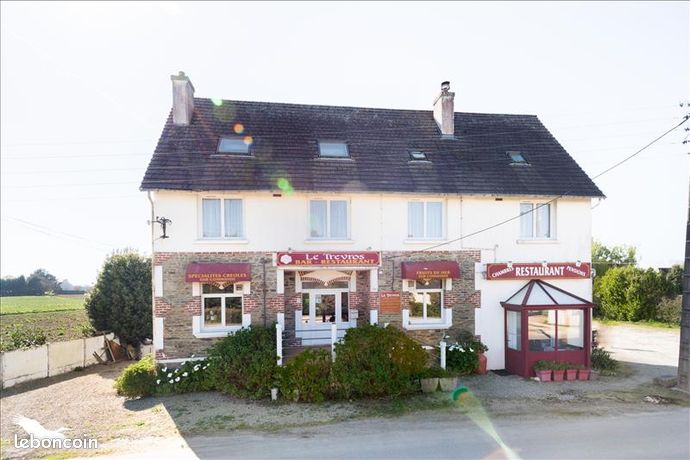 Maison 19 pièces 264 m²