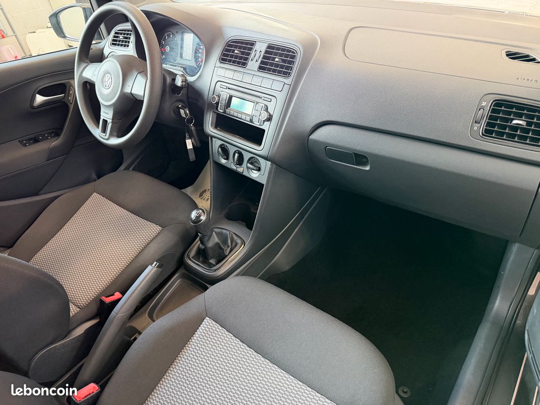 Volkswagen vw polo 1.2 60ch confort 5 portes faible kilometrage (image 6)