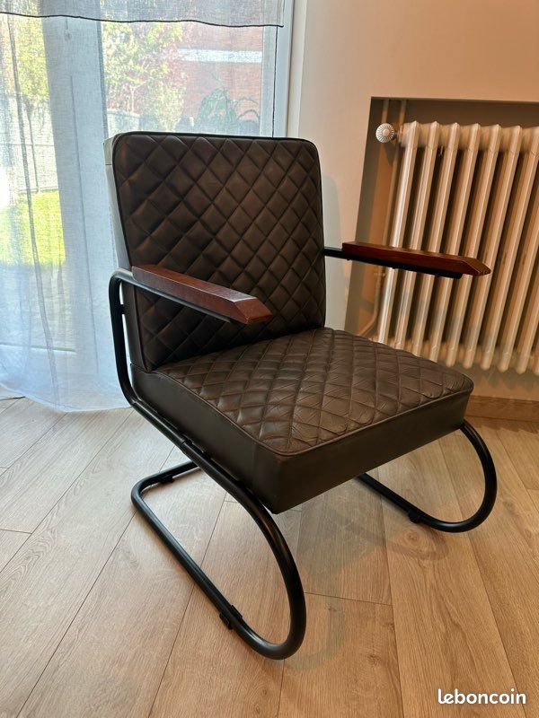 Chaise de bureau (image 1)