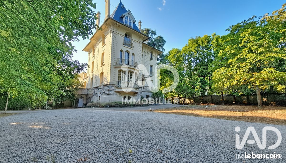 Appartement 4 pièces 78 m² · à Fontainebleau · 78 m² · 311 000 €