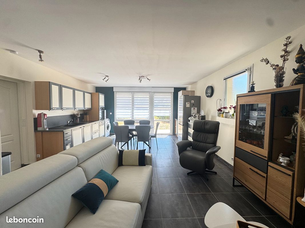 Maison 3 pièces 68 m² · à Saint-Léger-de-Linières · 68 m² · 850 €/mois