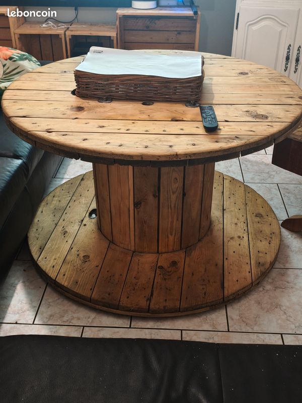 Table salon (image 1)