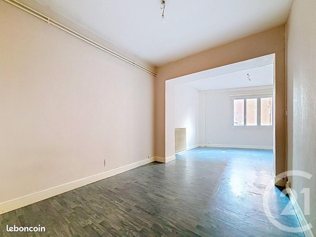 Appartement 1 pièce 44 m² · à Clermont-Ferrand · 44 m² · 93 600 €