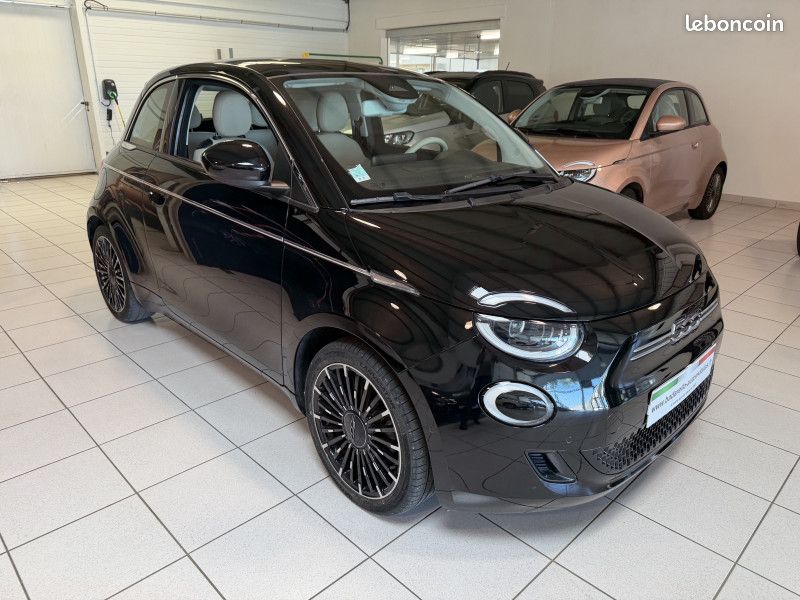 Fiat 500 E 118CH LA PRIMA MY23 (image 3)