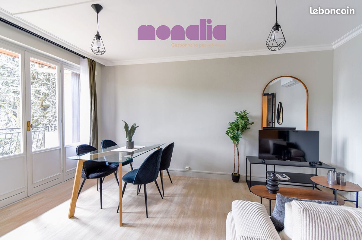 Appartement 5 pièces 82 m² · à Saint-Genis-Laval · 82 m² · 550 €