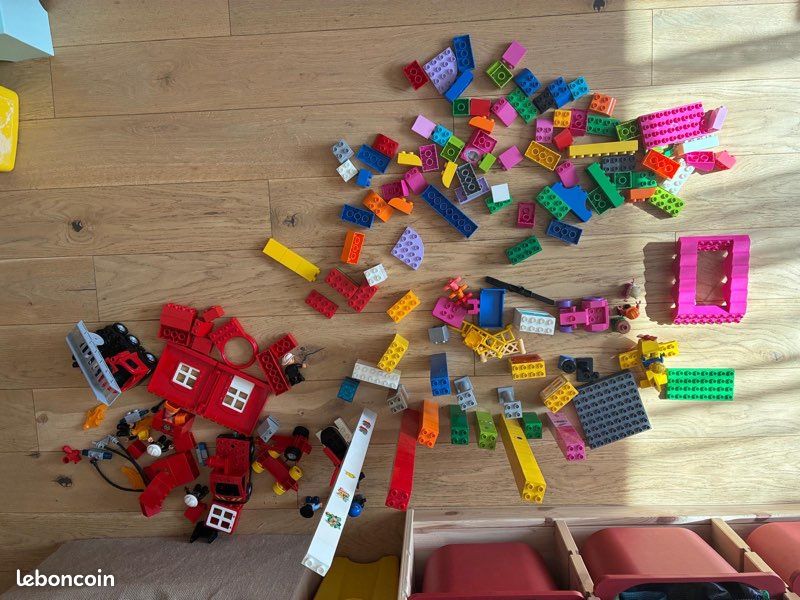 Lot DUPLO (image 1)