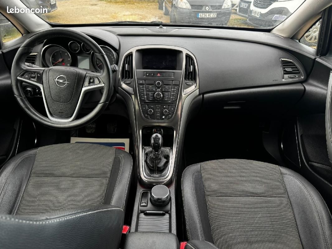 Opel Astra 1.7 CDTI 125 ch FAP Cosmo (image 5)