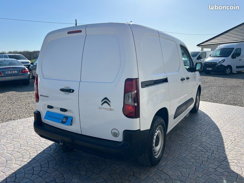 Citroën Berlingo III 1.6l BlueHDI 100Cv 95.000 km - Attelage - Bluetooth - Radars ARR - 01/2019 (image 2)
