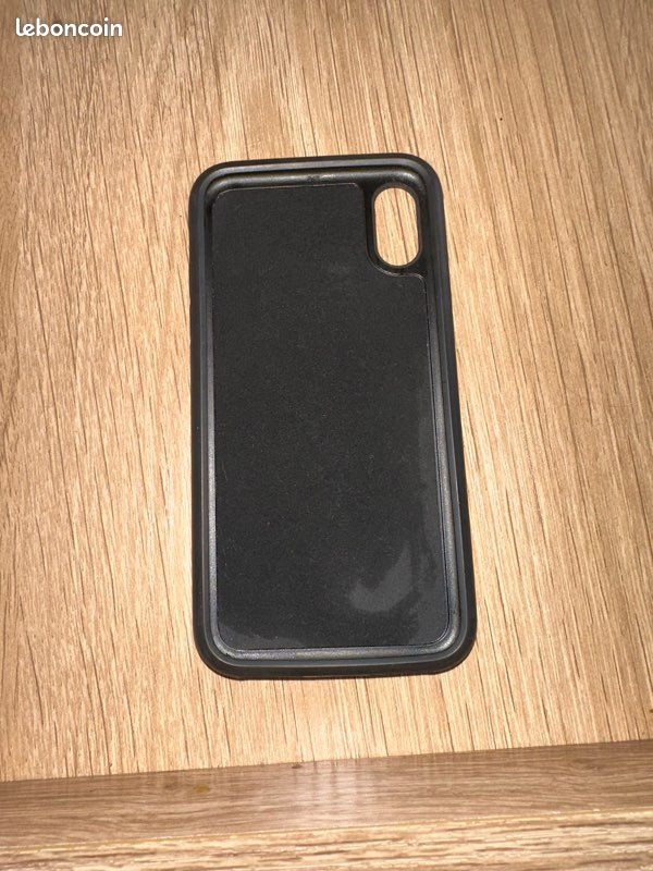 Coque Quad Lock IPhone XR (image 1)