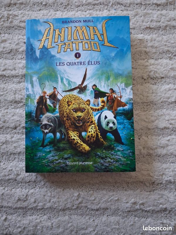 Livre ado ' animal tatoo' (image 1)