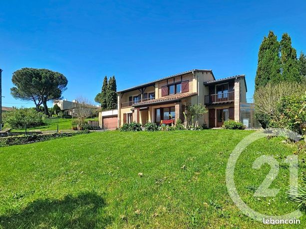 Maison 7 pièces 203 m²