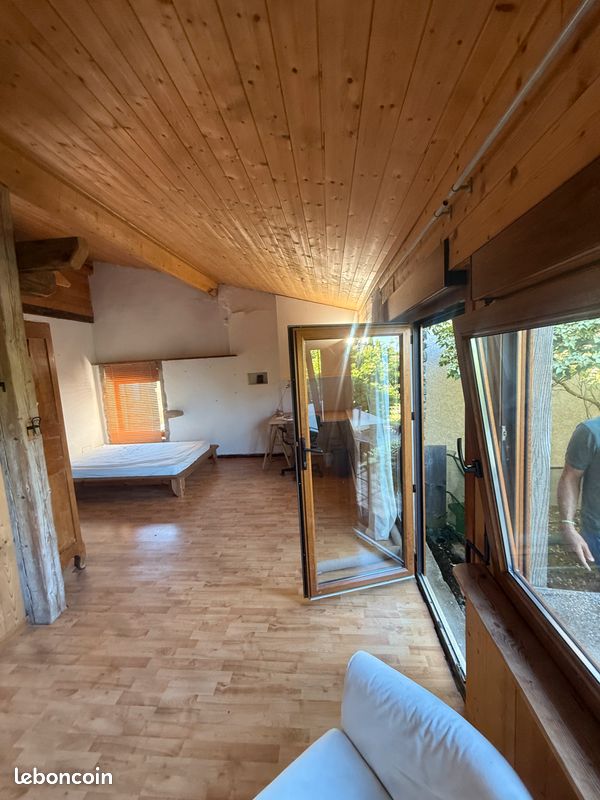 Appartement 1 pièce 35 m² · à Saint-Didier-au-Mont-d'Or · 35 m² · 500 €/mois