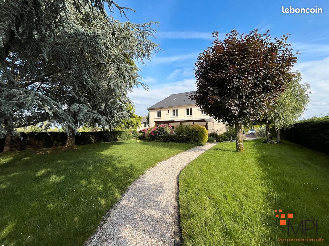 Maison 5 pièces 109 m² · à L'Hermitage · 109 m² · 323 092 €