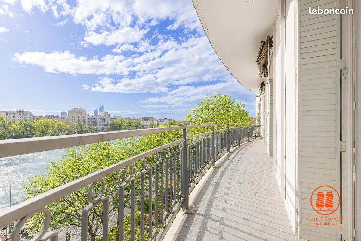 Appartement 5 pièces 158 m²