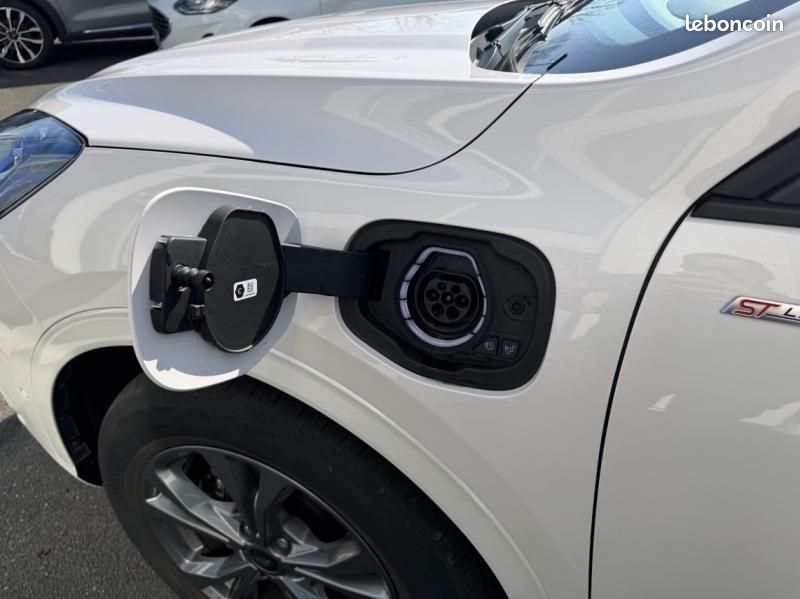 Ford Kuga 2.5 Duratec 225ch PHEV ST-Line X BVA (image 19)