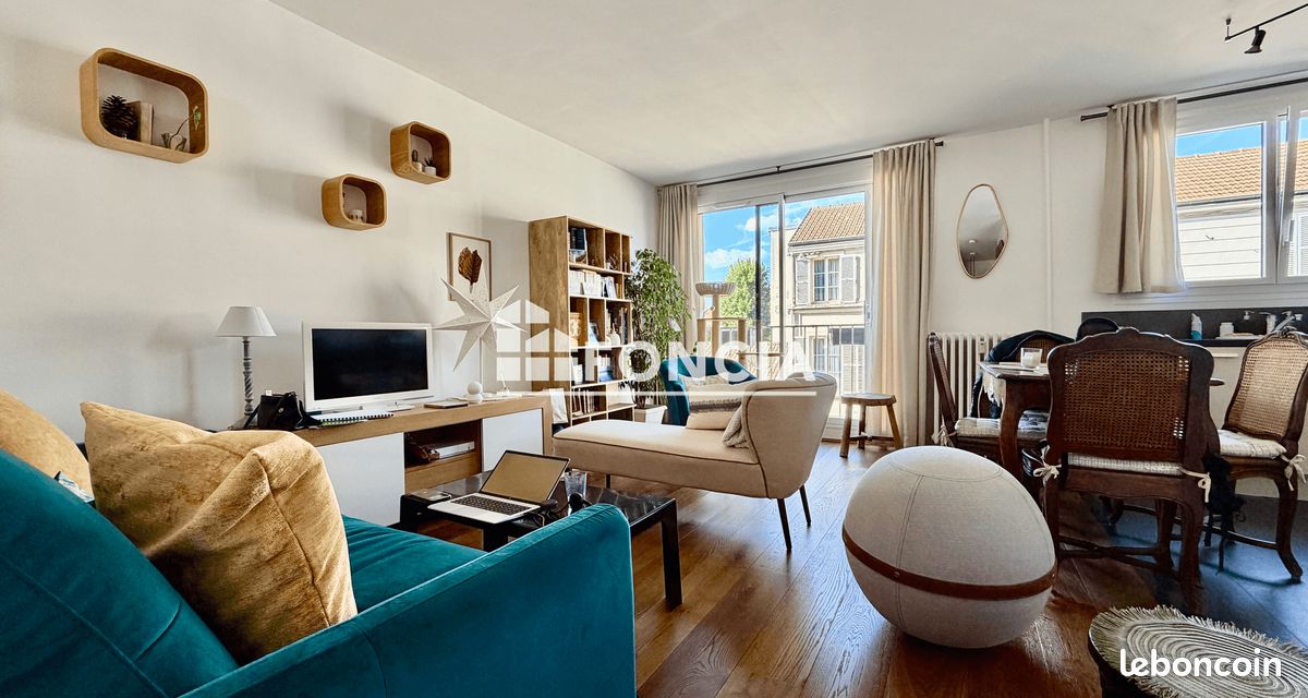 Appartement 2 pièces 43 m² · à Saint-Germain-en-Laye · 43 m² · 351 750 €