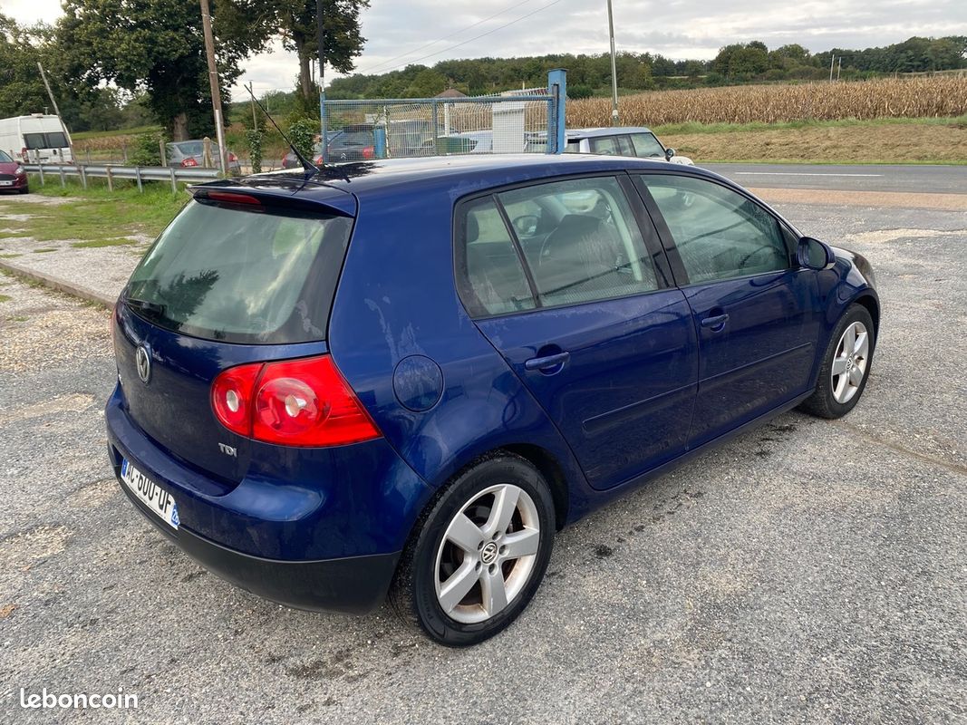 Volkswagen Golf v 1.9 tdi 105cv GT 246580km (image 5)