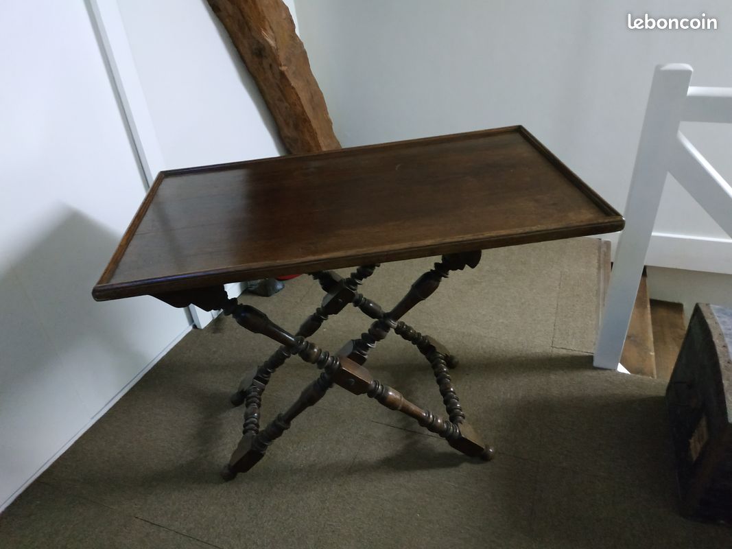 Table bois massif variable en hauteur (image 1)