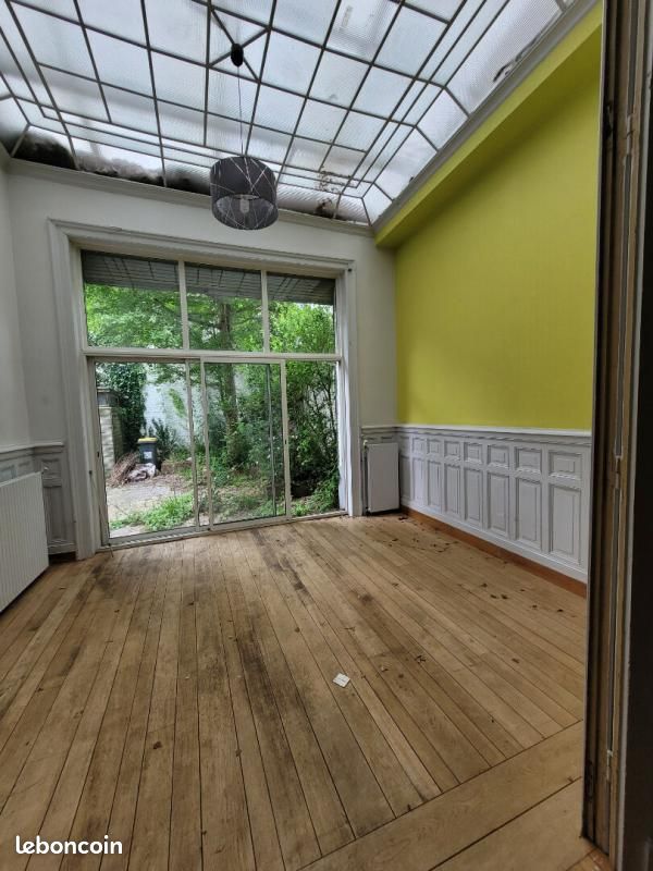 Maison 12 pièces 385 m² · à Lille · 385 m² · 625 400 €