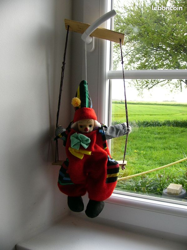Clown rouge (image 2)