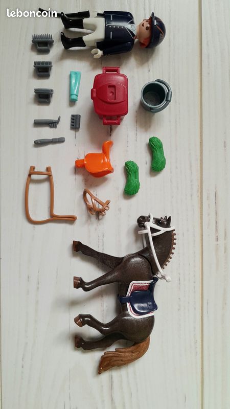 Playmobil 6928 van, cheval et cavalier (image 2)