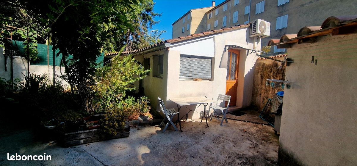 Appartement 1 pièce 25 m² · à Avignon · 25 m² · 450 €