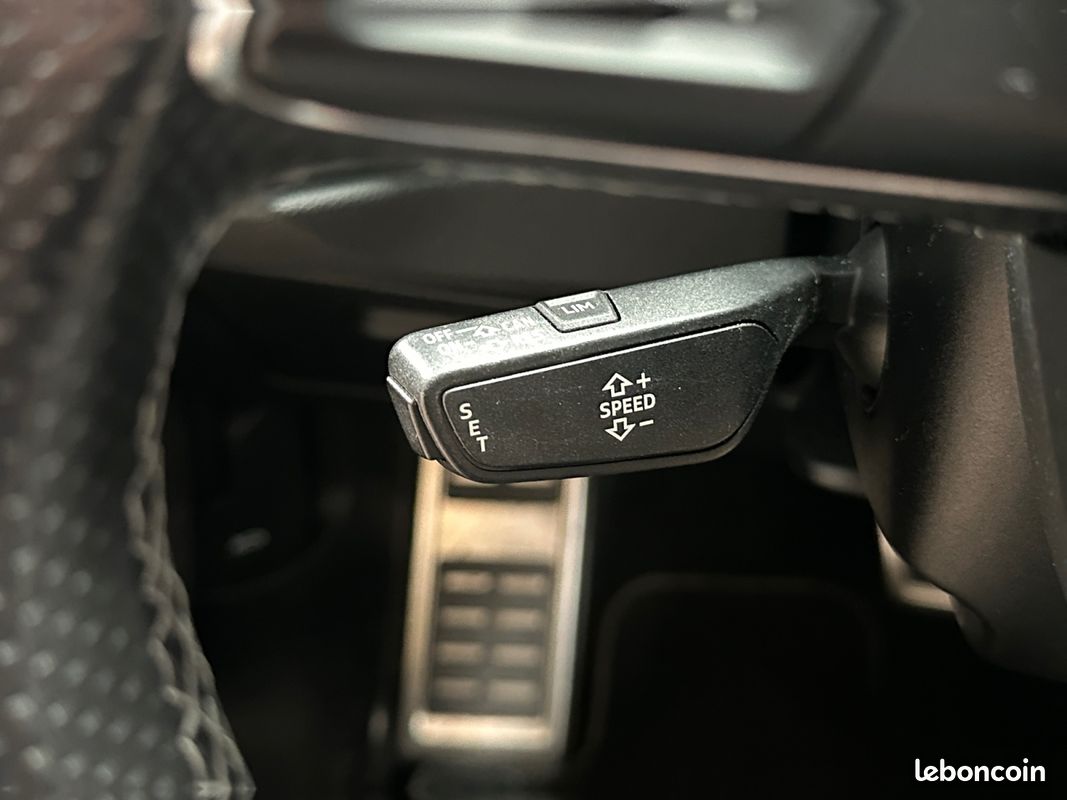 AUDI Q3 35 TDI 150ch S tronic 7 S Edition Car Play Sièges Electriques Caméra de Recul Virtual Cockpit Régulateur de Vitesse Garantie 12 mois (image 24)
