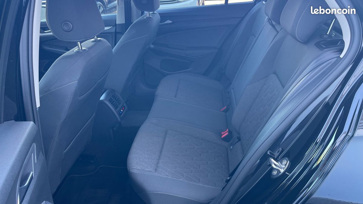 VOLKSWAGEN Golf 2.0 TDI 150 DSG7 VW Edition (image 19)