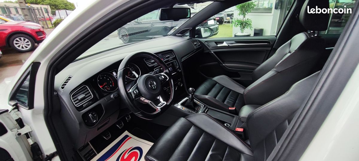 Volkswagen GOLF VII 2.0 TSI 230 CH GTI PERFORMANCE 5P*KEYLESS*FRONT ASSIST*ACC*PARK PILOT*DYNAUDIO (image 15)