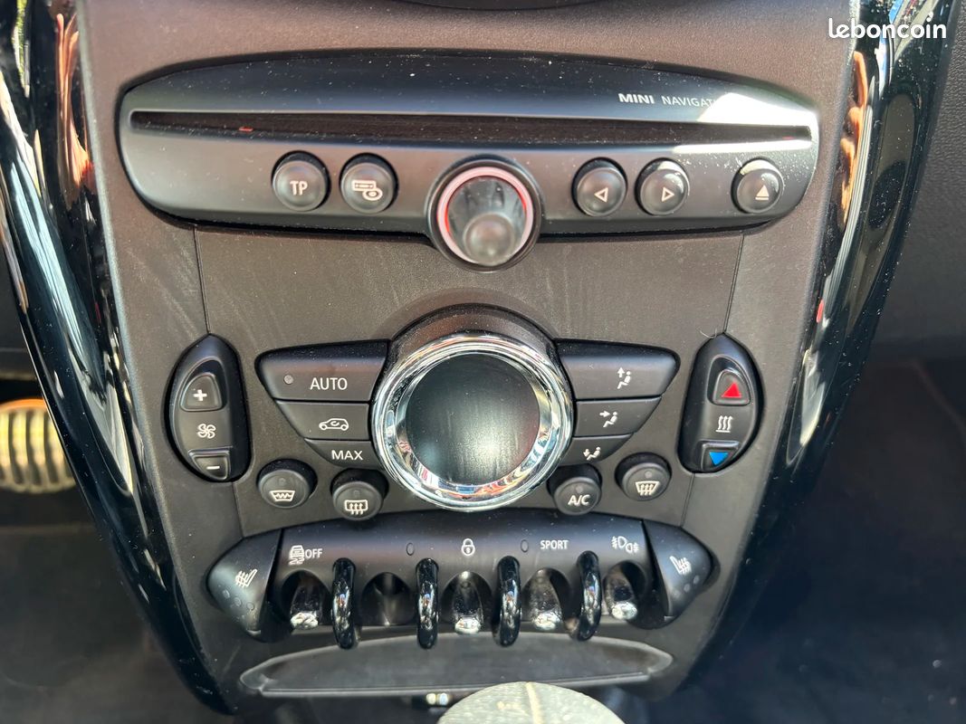 Mini countryman SD All4 / HARMAN KARDON / FULL CUIR / TOIT OUVRANT (image 28)