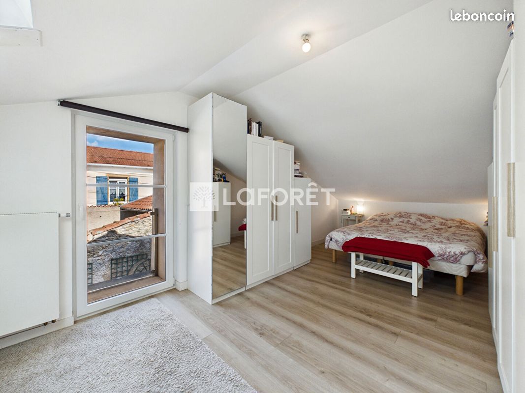 Maison 5 pièces 180 m² · à Lessy · 180 m² · 395 500 €